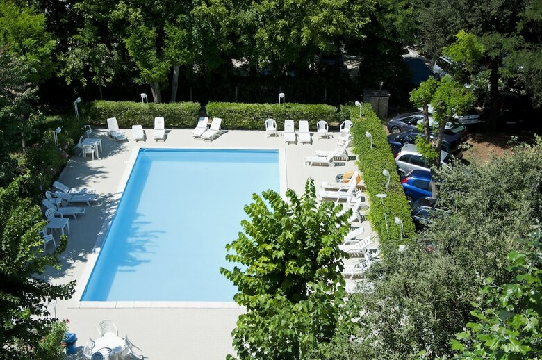 Hotel Royal Inn