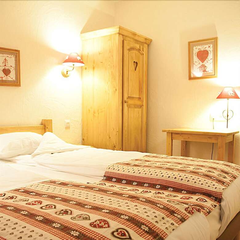 Brit Hotel Confort La Ferme Du Pape