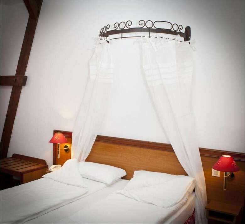 Brit Hotel Confort La Ferme Du Pape