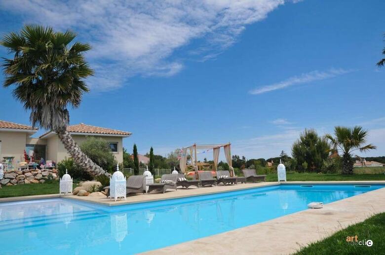 Hotel Escapades Lointaines Chambres D'h�tes B&B