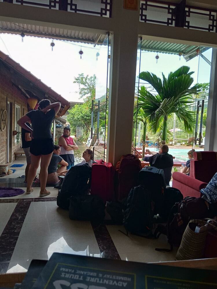 Hotel Tu Lan Homestay