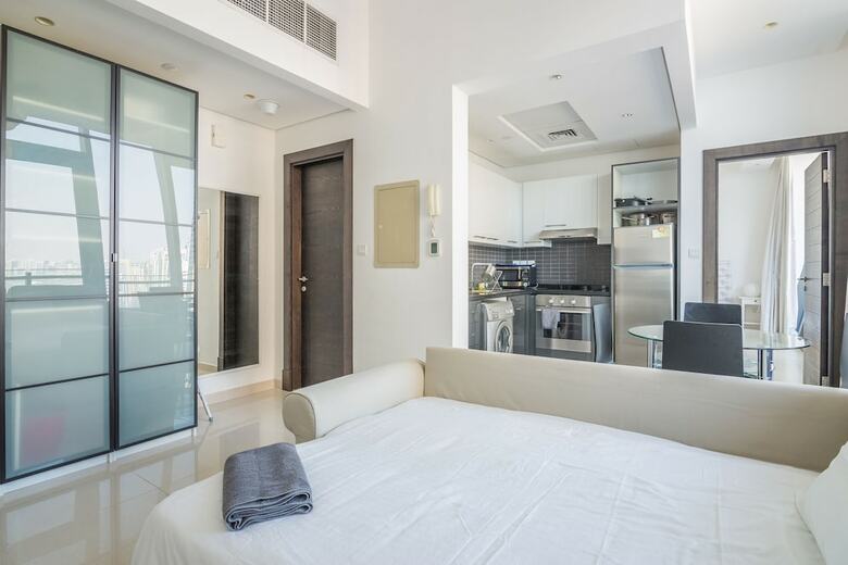 Residence Dubai - Silverene