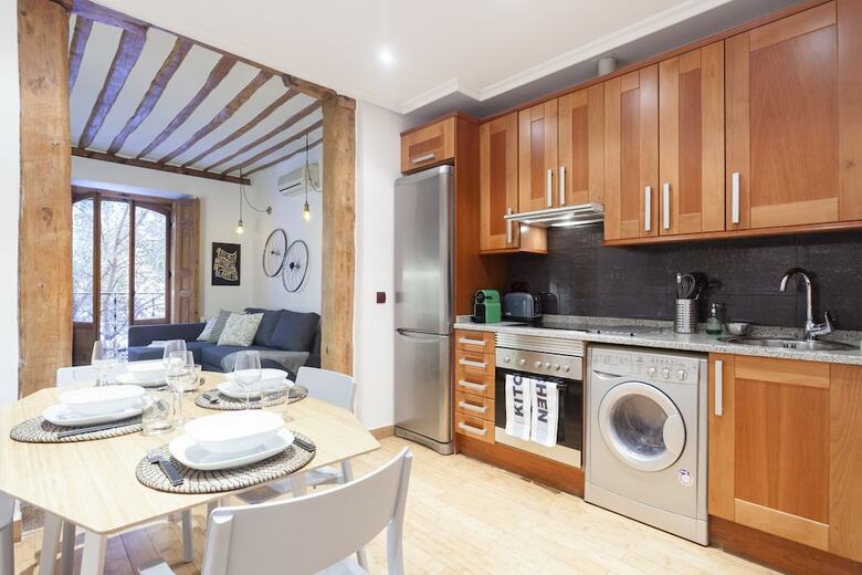 Fuencarral Apartments By Flatsweethome