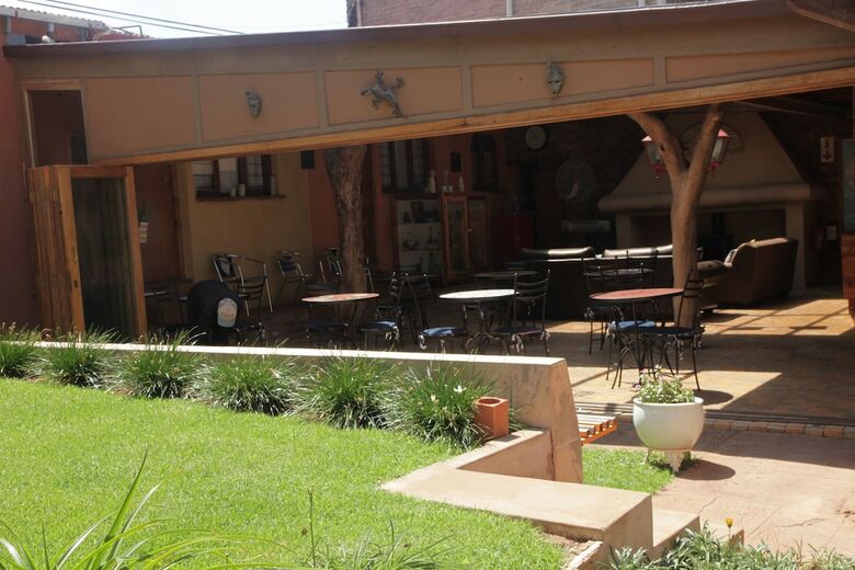 Hotel Melvilla Guesthouse