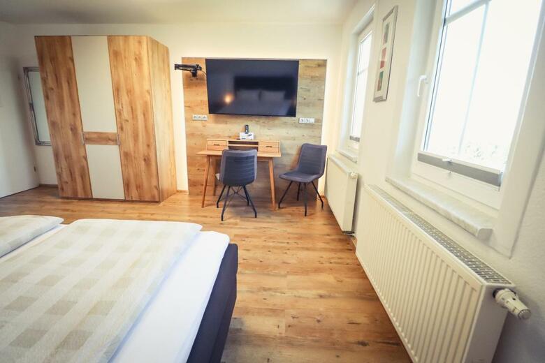 Hotel Sch�ne Aussicht