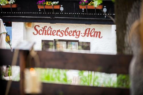 Hostal Alpenhotel Schliersbergalm