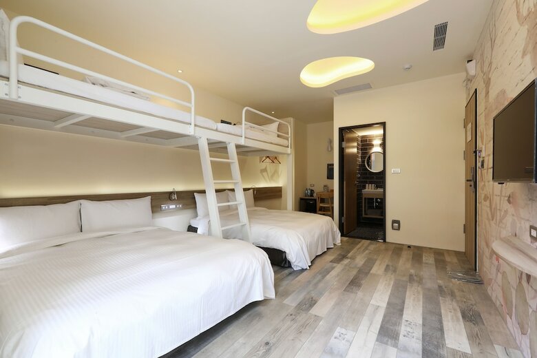 Mini Hotels (taichung Station Branch)