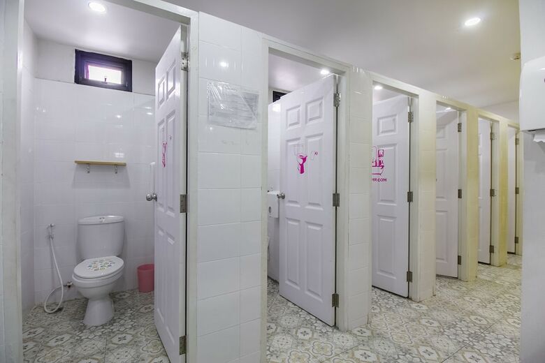 Hostal Oyo 705 Hostel@seatzstation