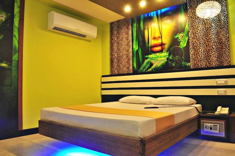Hotel Dreamworld Las Pinas