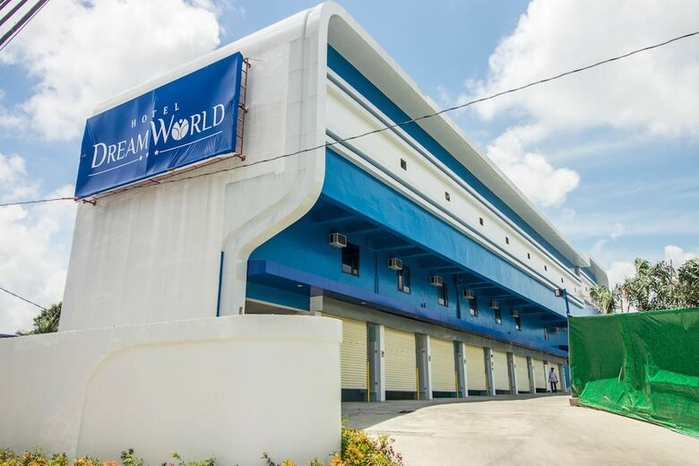 Hotel Dreamworld Las Pinas