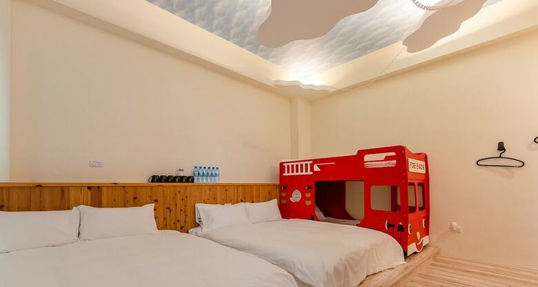 Hotel Black House