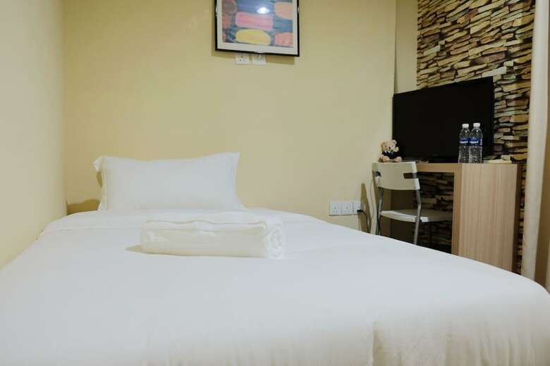 Hotel Natol Homestay - L.a