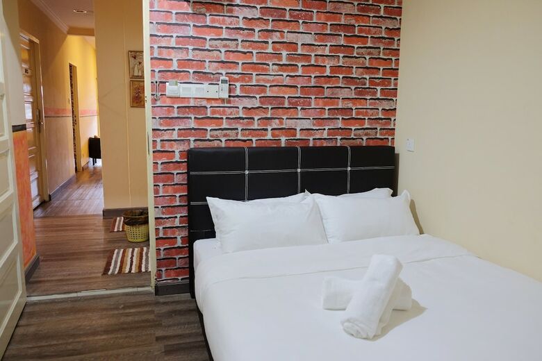 Hotel Natol Homestay - L.a