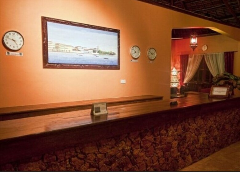 Hotel Arabian Nights Suites