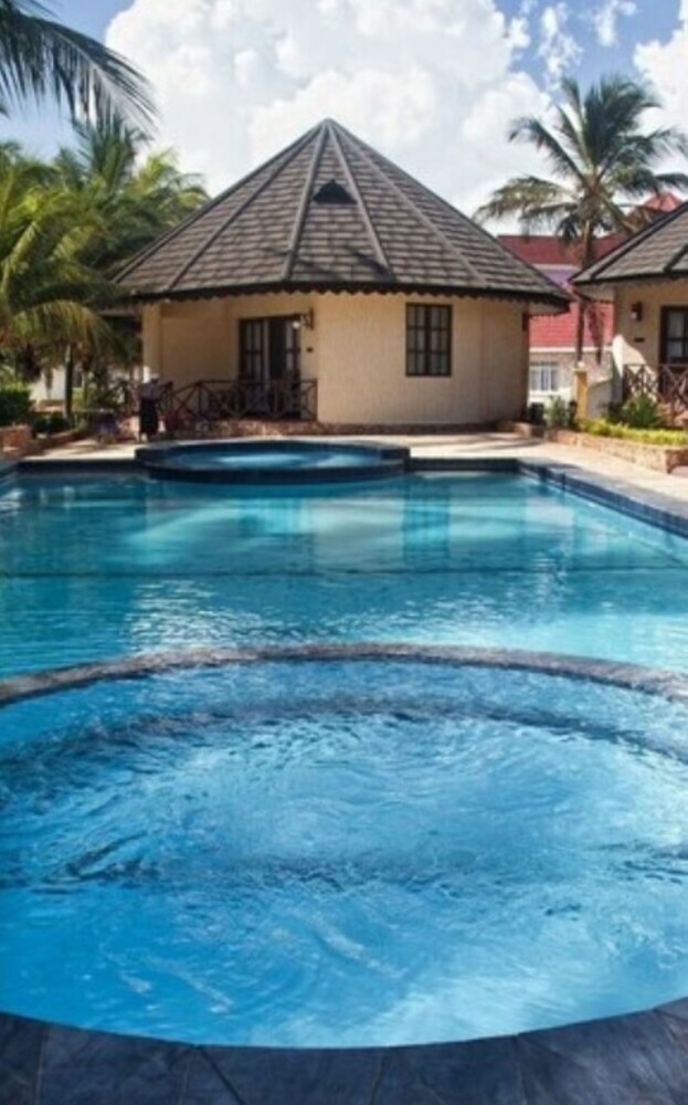 Hotel Arabian Nights Suites