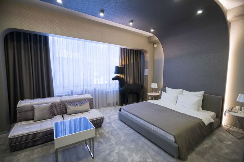 Bliss Hotel & Spa