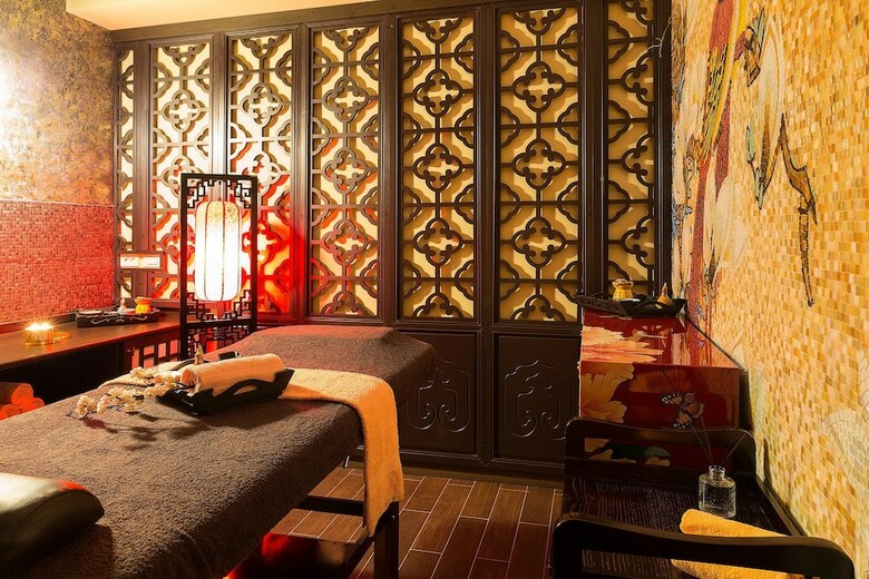 Bliss Hotel & Spa