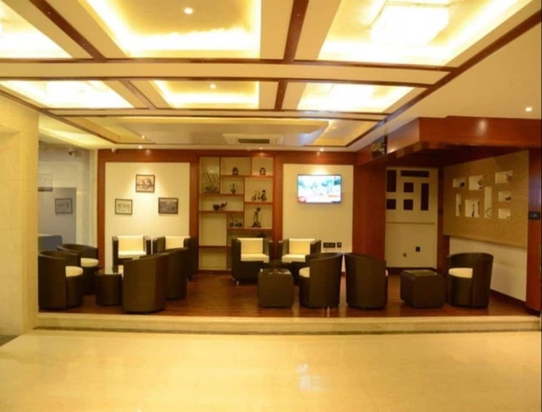 Hotel Clarks Inn Jaipur
