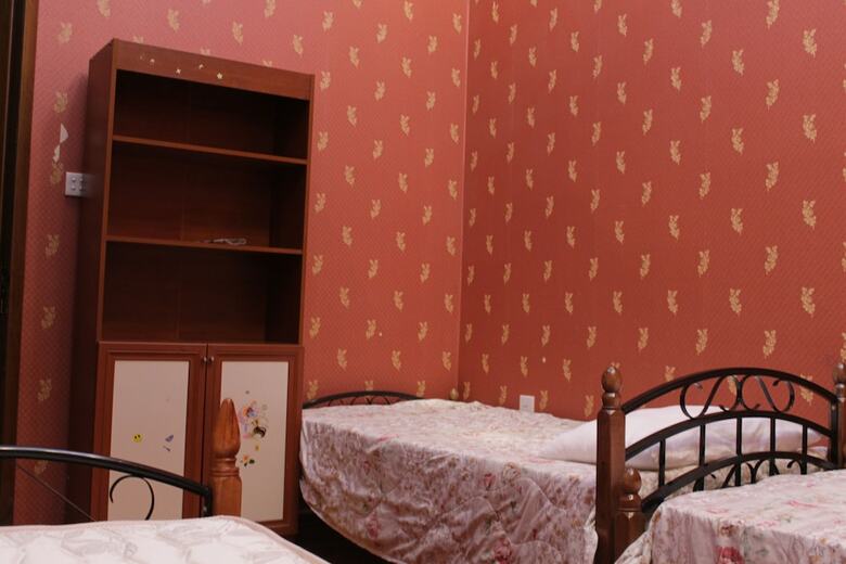 Hostal Sunny City