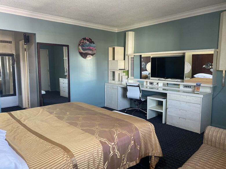 Orange Villa Park Motel