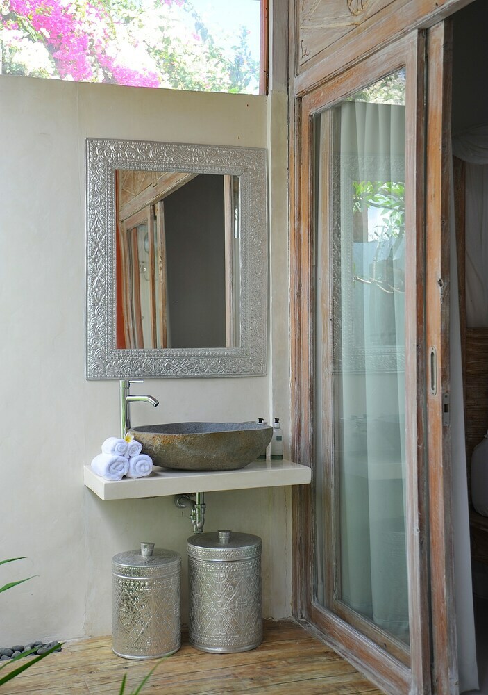 Villa Santai Beach House
