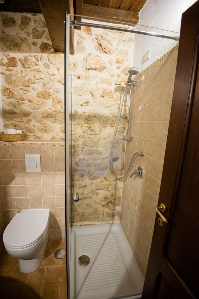 Hotel Nena' Al Borgo Castello