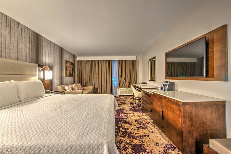 Grand Tuscany Hotel