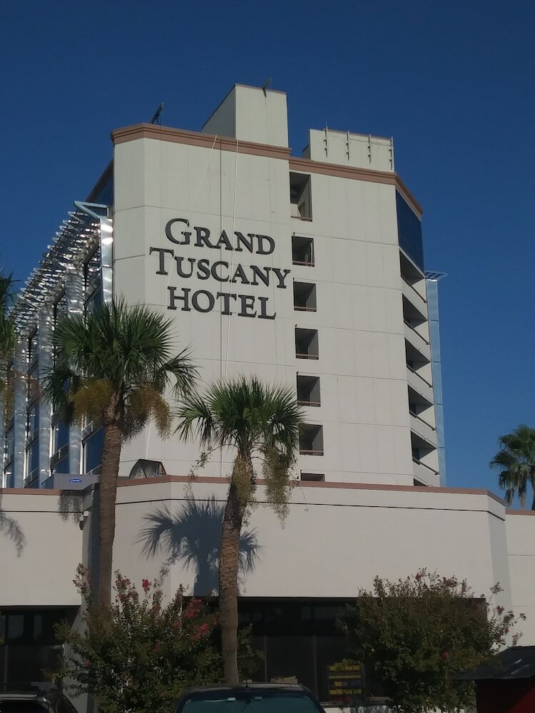 Grand Tuscany Hotel