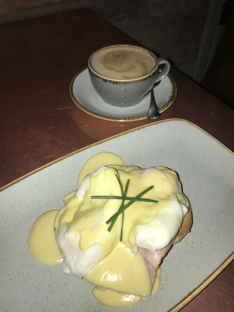 Hotel Lil's Bar And Bistro