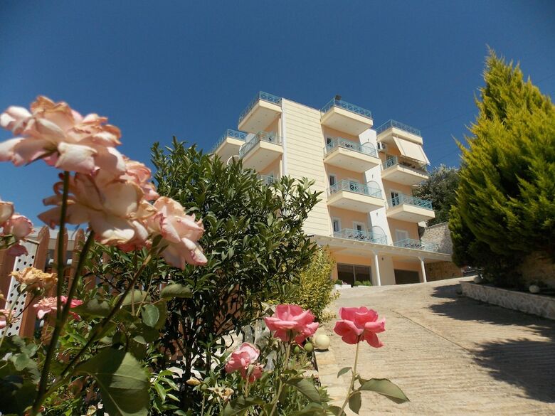 Aparthotel Miracle Luxury Apartments