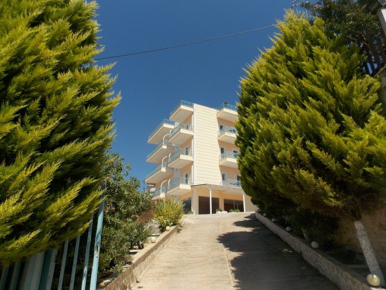 Aparthotel Miracle Luxury Apartments