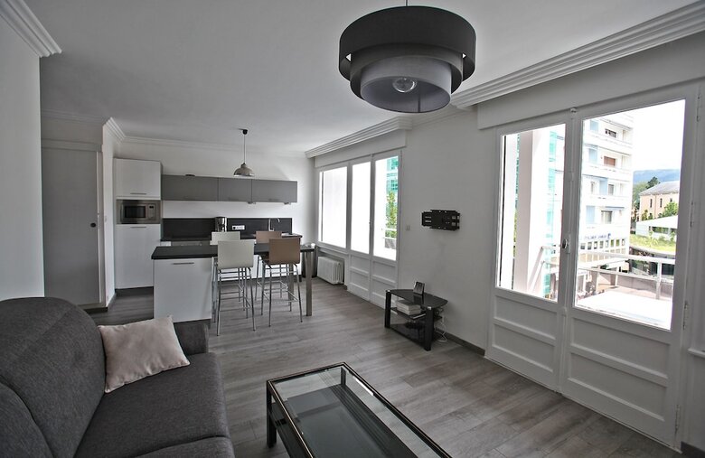 Annecy Downtown, Big One Bedroom Apartment