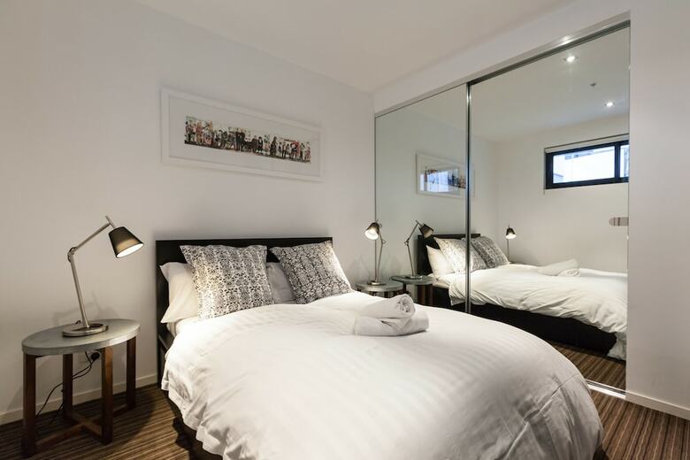 Zach, 1bdr St.kilda Apartment