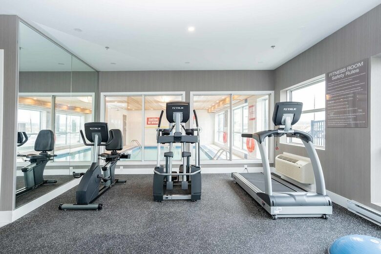 Sandman Signature St. John's Hotel