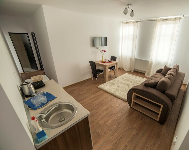 Citadel Aparthotel