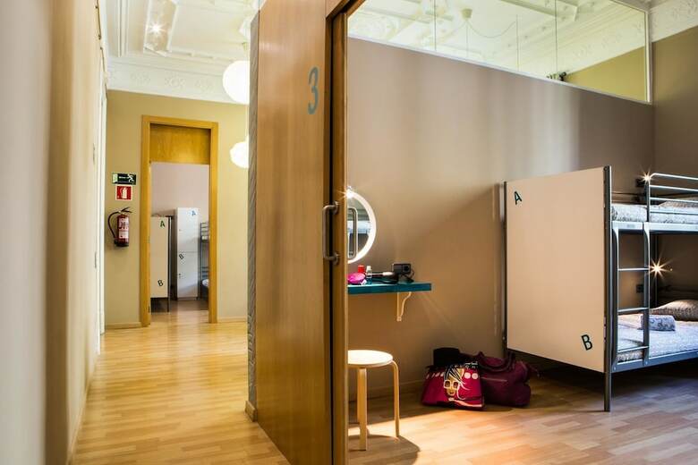 Hostal Born Barcelona Hostel - Adults Only