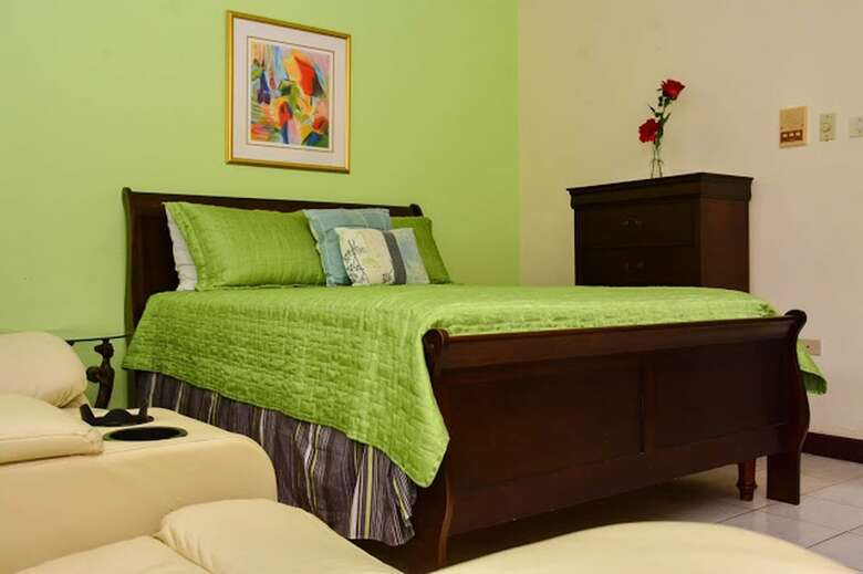 Apartamentos Mermaid Suites At Sandcastles