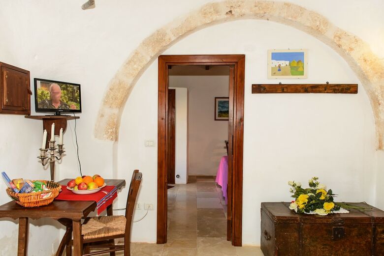 Bed & Breakfast Masseria Pozzo Tre Pile - Romantic Trullo