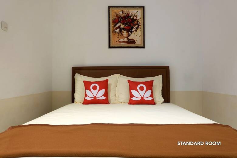 Hotel Zen Rooms Near Alun-alun