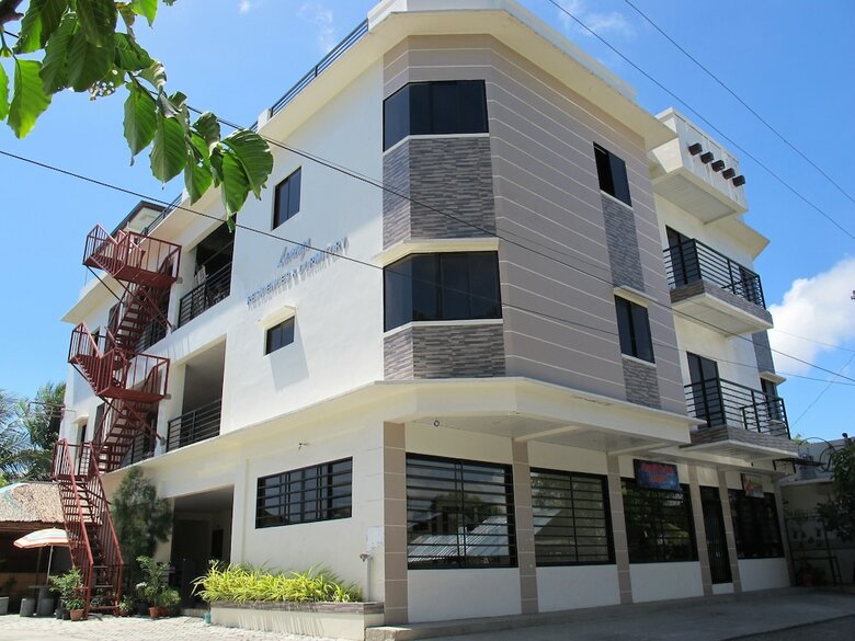 Hotel Spacious Private Apartment At Laorenza Residences