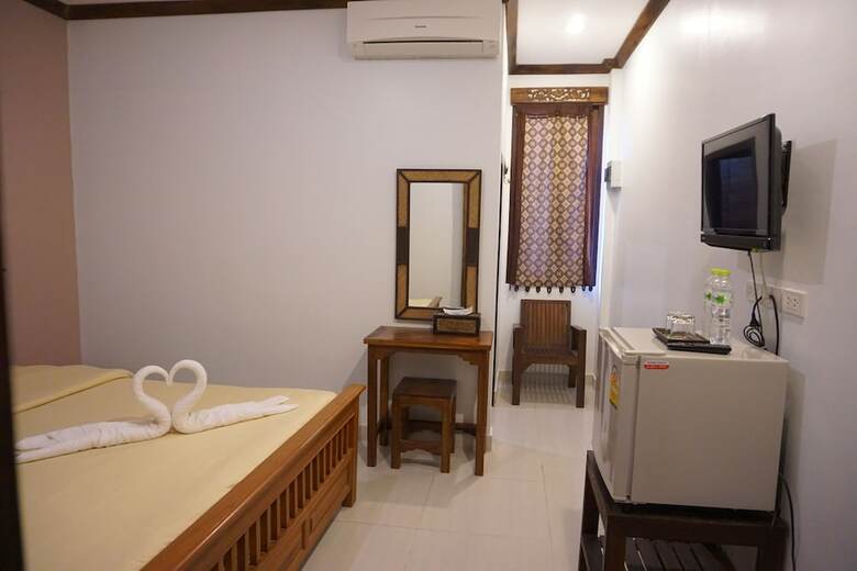 Wongsaisiri Srichiangkhan Hotel