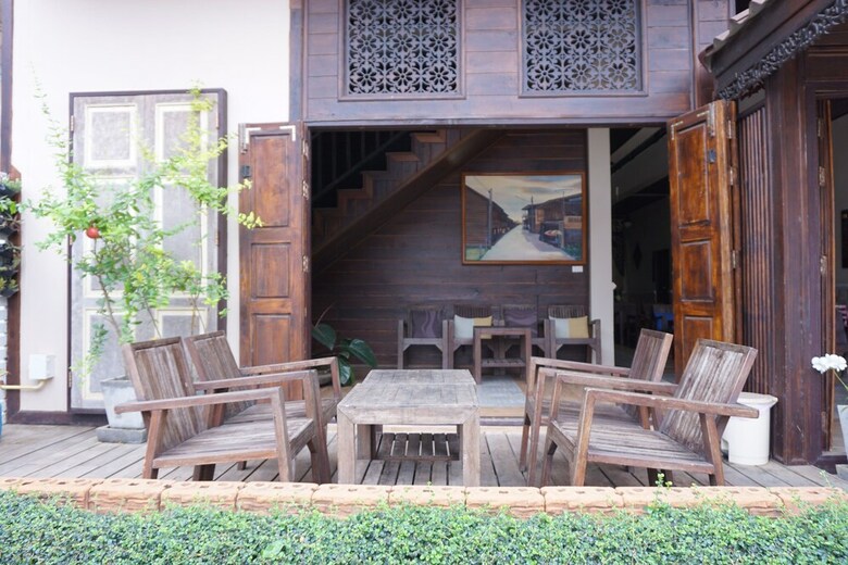 Wongsaisiri Srichiangkhan Hotel