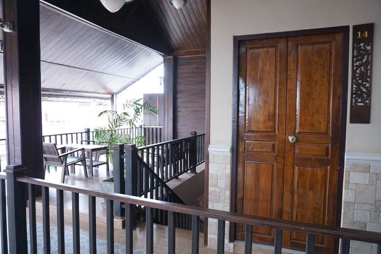 Wongsaisiri Srichiangkhan Hotel