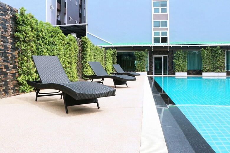 Hotel Blue Sky Residence Airport