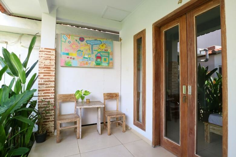 Hotel The Wina Guesthouse 2