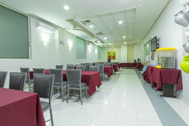 Hotel Plaza Del Arco Express