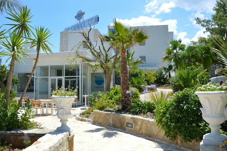 Hotel La Corvetta
