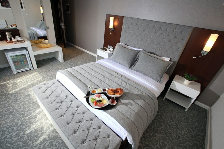 Guvenay Business Hotel