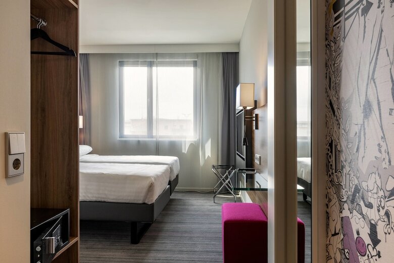 Posada Moxy Milan Linate Airport