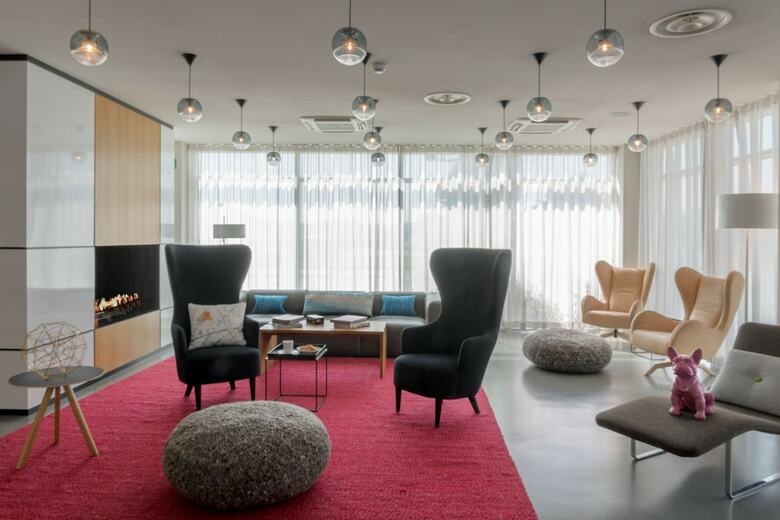 Posada Moxy Milan Linate Airport